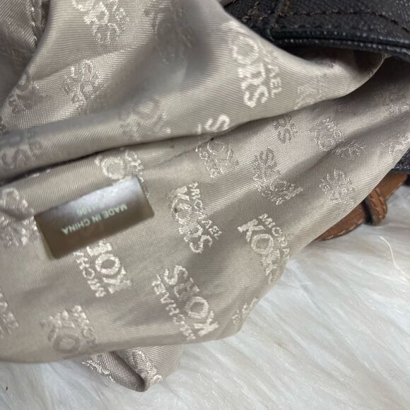 Michael Kors Brown coated canvas& tan leather straps &trims large shoulder bag. - Picture 15 of 15